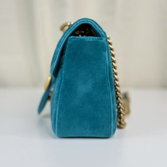 Gucci Velvet Medium GG Marmont Flap Shoulder Bag - Picture 2 of 10